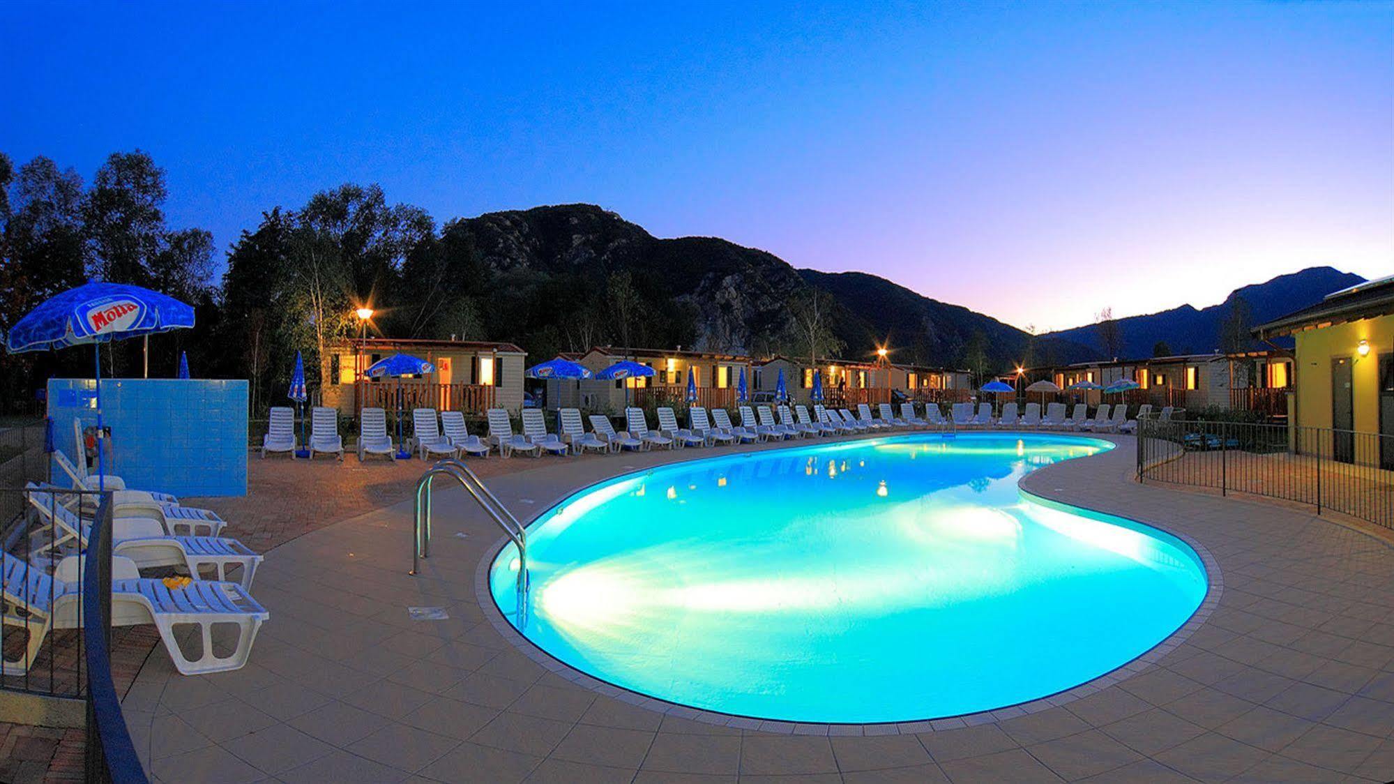 Il Borgo Delle Arti Hotel Verbania Ngoại thất bức ảnh